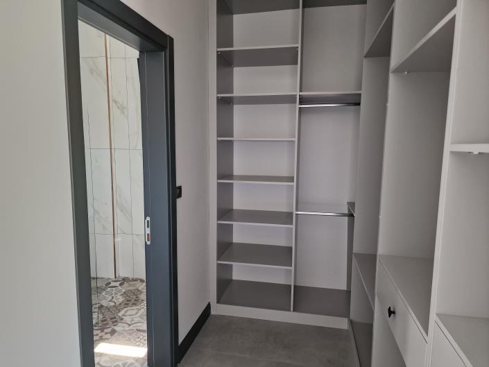 Image No.13-4 Bed Mansion for sale