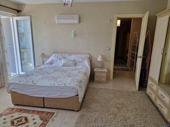 Image No.15-3 Bed Apartment for sale