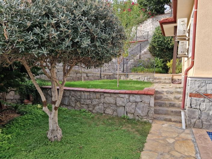 Image No.18-4 Bed Villa / Detached for sale