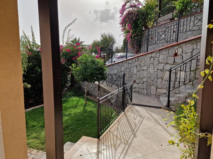 Image No.19-4 Bed Villa / Detached for sale