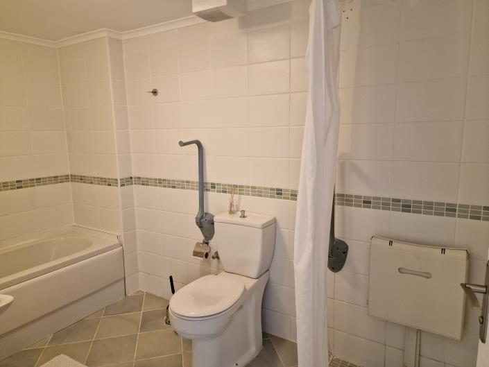 Image No.13-4 Bed Villa / Detached for sale