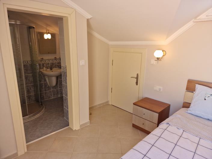 Image No.13-3 Bed Apartment for sale