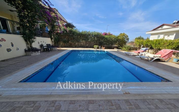 Image No.27-4 Bed Villa / Detached for sale