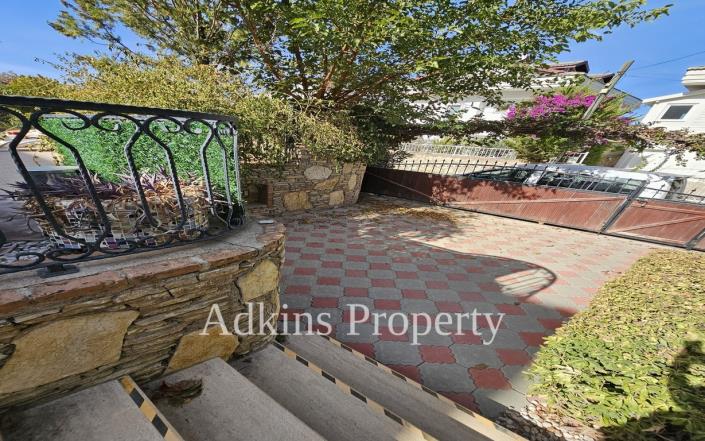 Image No.31-4 Bed Villa / Detached for sale