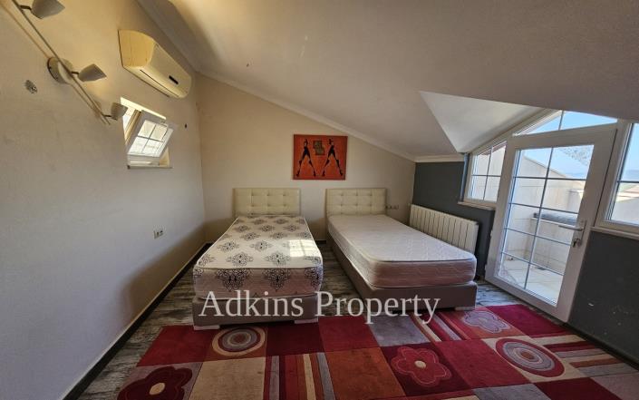 Image No.17-4 Bed Villa / Detached for sale