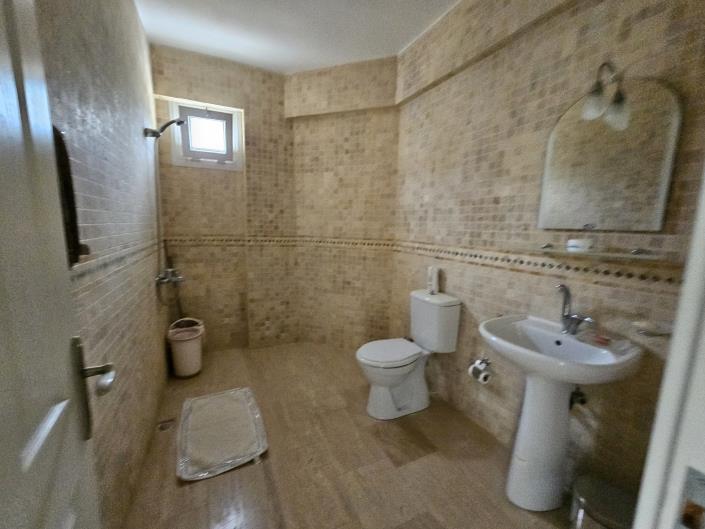 Image No.10-3 Bed Apartment for sale