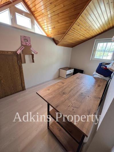 Image No.14-3 Bed Apartment for sale