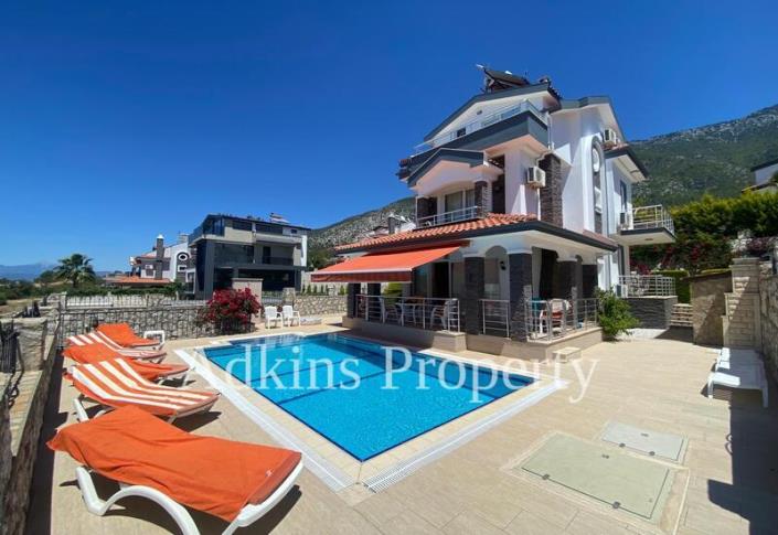 Image No.31-5 Bed Villa / Detached for sale