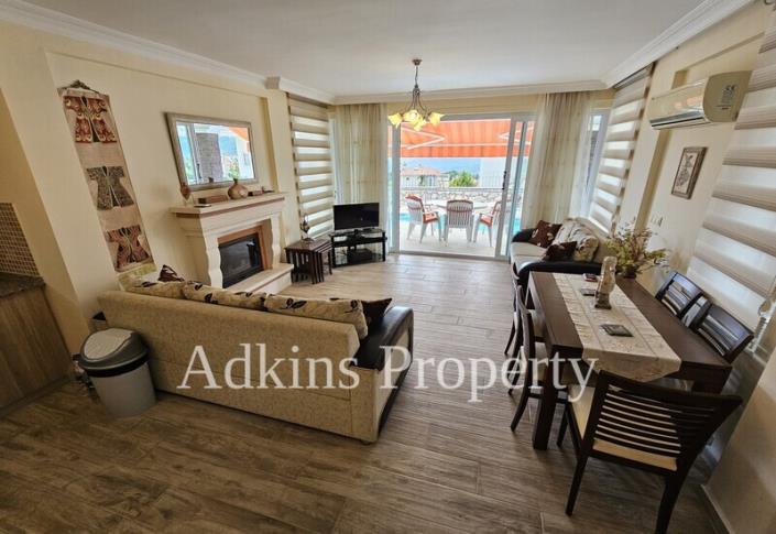 Image No.4-5 Bed Villa / Detached for sale