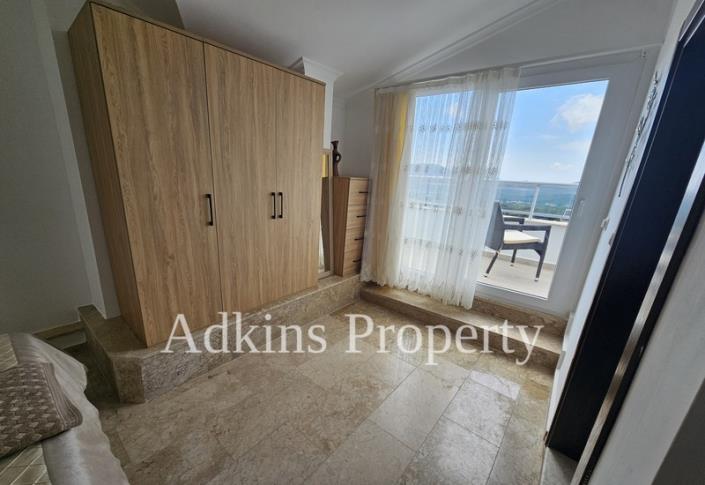 Image No.22-5 Bed Villa / Detached for sale