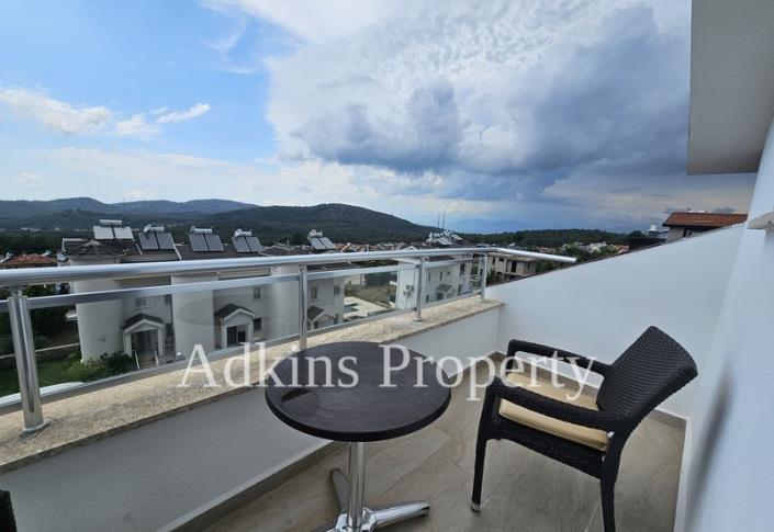 Image No.56-5 Bed Villa / Detached for sale