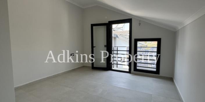 Image No.22-4 Bed Villa / Detached for sale