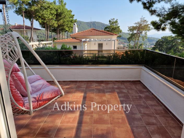 Image No.27-5 Bed Villa / Detached for sale