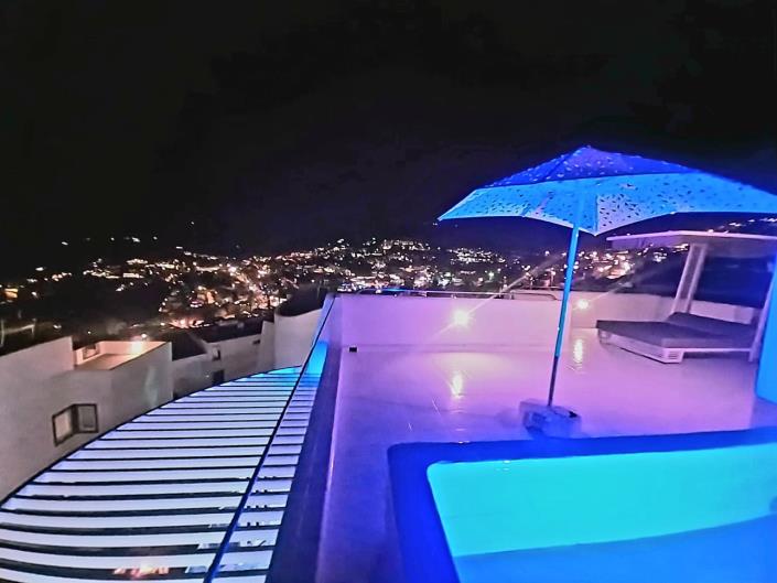 Image No.18-3 Bed Villa / Detached for sale