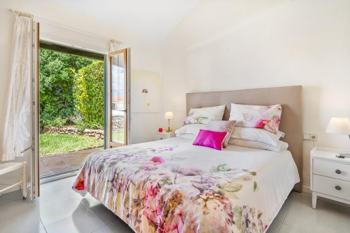 Image No.6-4 Bed Villa for sale