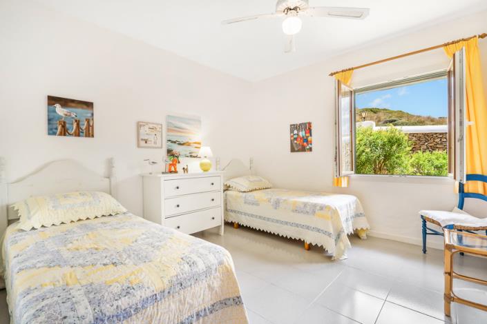 Image No.14-4 Bed Villa for sale