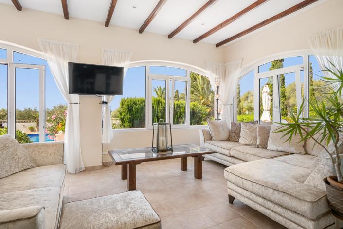 Image No.38-4 Bed Country House for sale