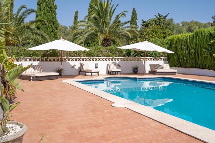 Image No.44-4 Bed Country House for sale