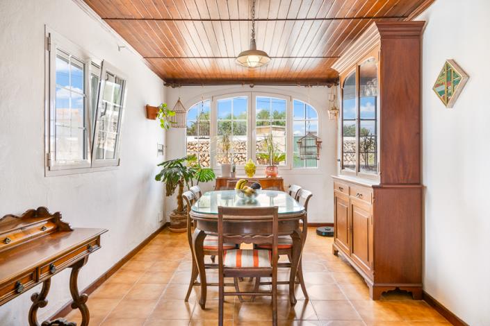 Image No.24-4 Bed Country House for sale