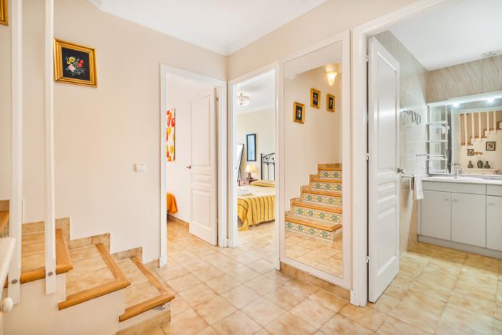 Image No.19-3 Bed Villa for sale