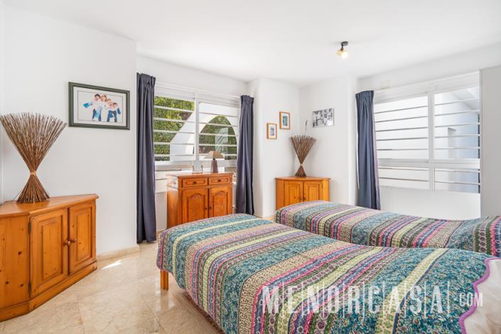 Image No.14-5 Bed Villa / Detached for sale