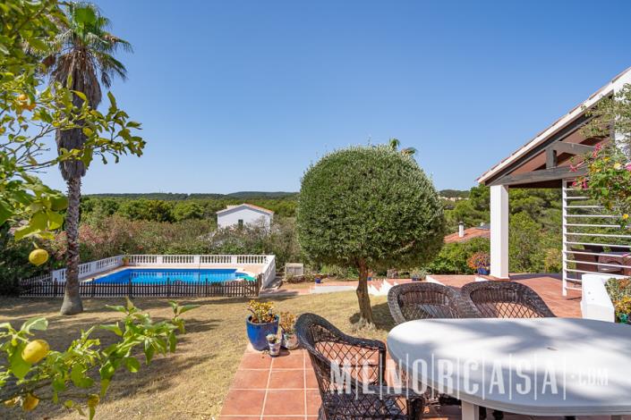 Image No.37-5 Bed Villa / Detached for sale