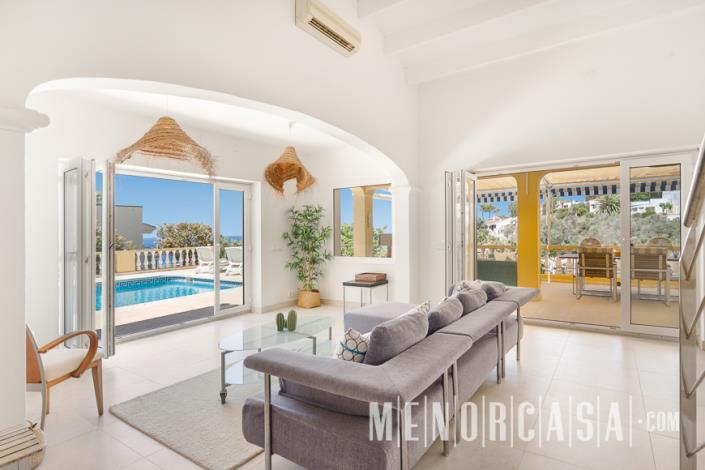 Image No.36-4 Bed Villa / Detached for sale