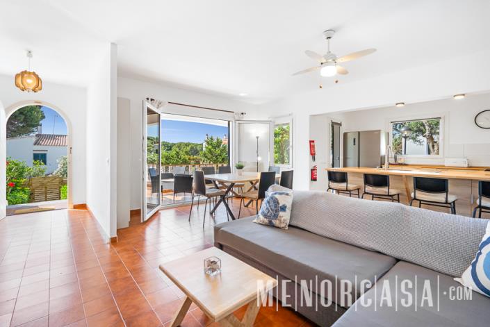 Image No.11-4 Bed Villa / Detached for sale