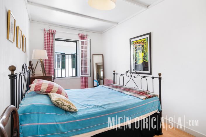 Image No.10-4 Bed Townhouse for sale