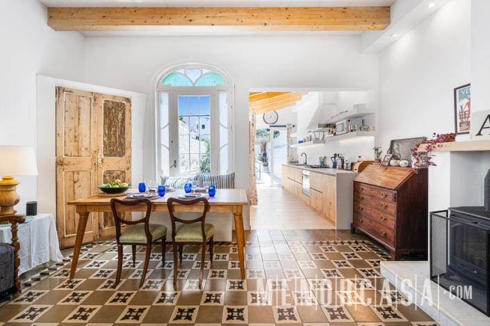 Image No.29-4 Bed Townhouse for sale