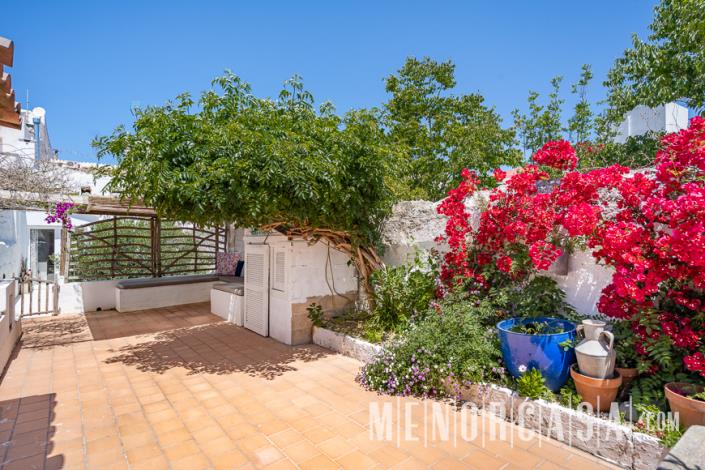 Image No.35-4 Bed Townhouse for sale