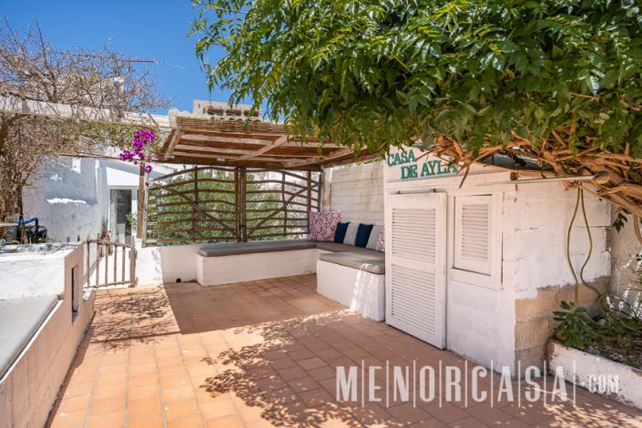 Image No.37-4 Bed Townhouse for sale