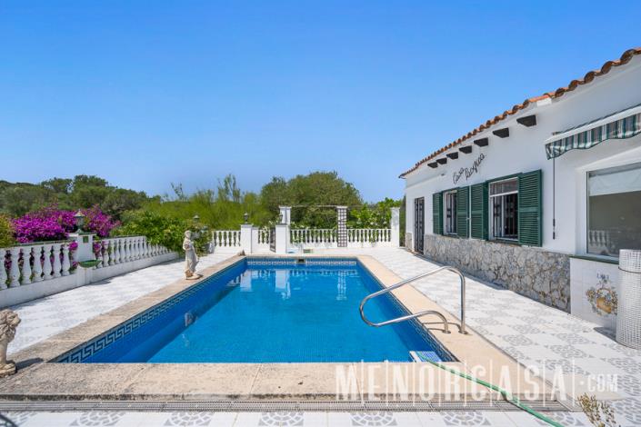 Image No.2-3 Bed Villa / Detached for sale