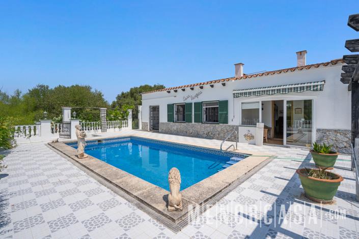 Image No.27-3 Bed Villa / Detached for sale