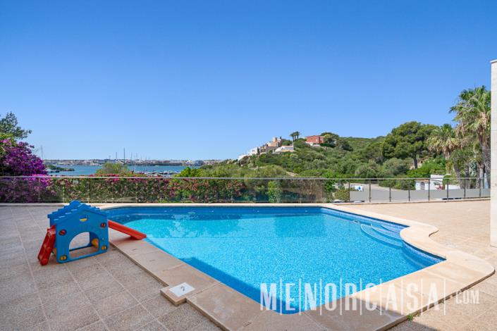 Image No.45-5 Bed Villa / Detached for sale