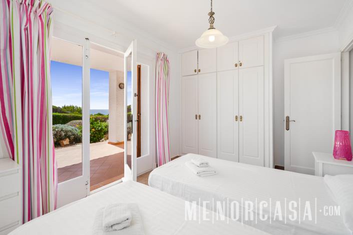 Image No.9-3 Bed Villa / Detached for sale