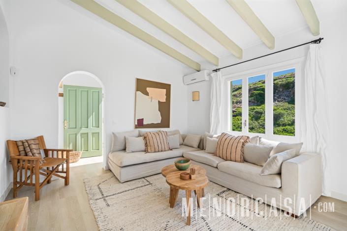 Image No.28-4 Bed Villa / Detached for sale