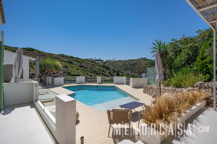 Image No.42-4 Bed Villa / Detached for sale