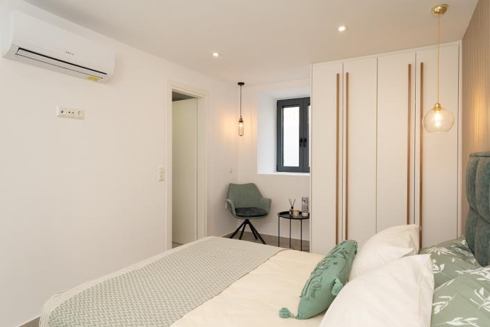 Image No.23-2 Bed House for sale