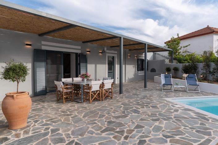 Image No.12-2 Bed House for sale