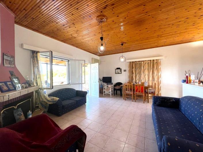 Image No.12-2 Bed House for sale