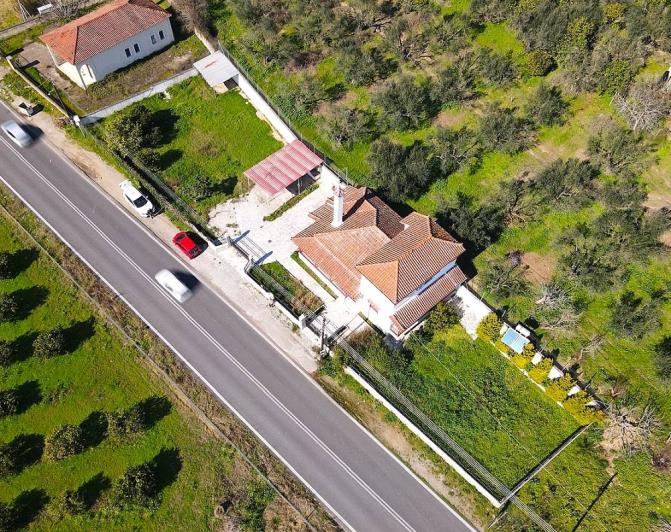 Image No.2-3 Bed House for sale