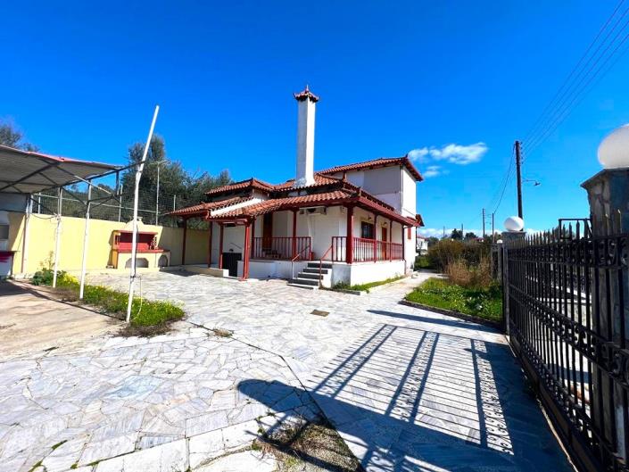 Image No.8-3 Bed House for sale