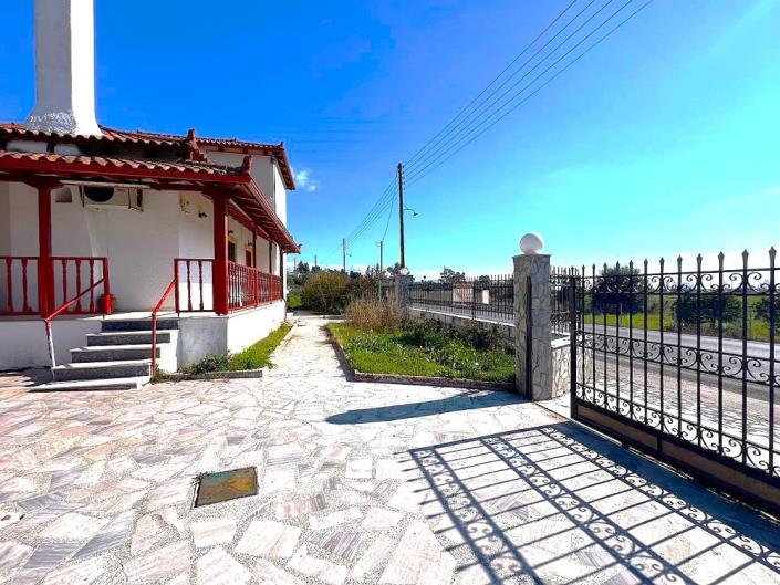 Image No.9-3 Bed House for sale