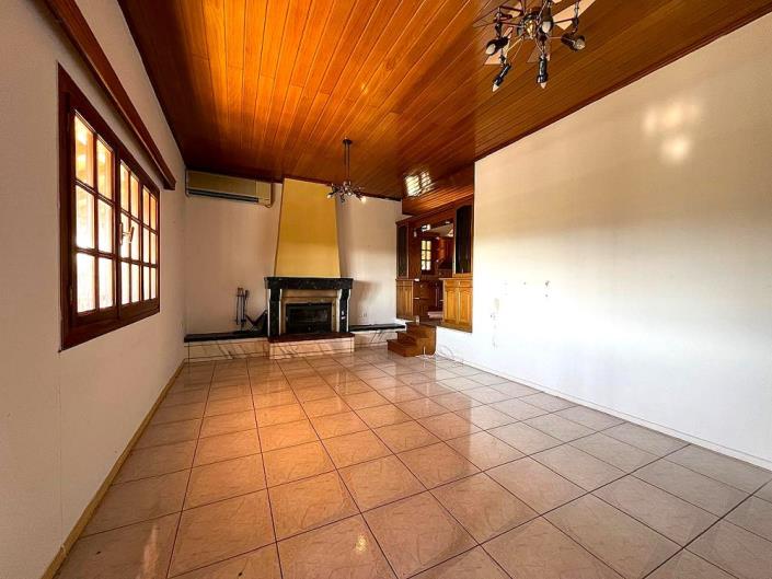 Image No.15-3 Bed House for sale