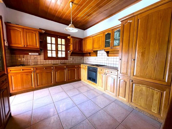 Image No.17-3 Bed House for sale