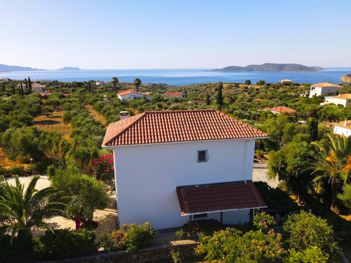 Image No.4-Villa de 4 chambres à vendre à Kamaria