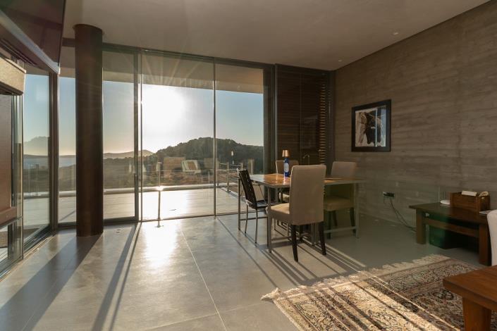 Image No.17-2 Bed Villa for sale