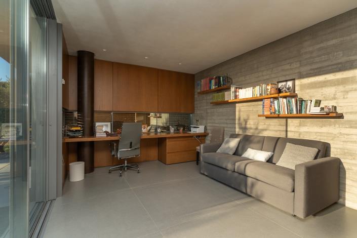 Image No.23-2 Bed Villa for sale