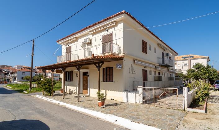 Image No.4-11 Bed Hotel for sale